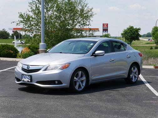 2014 Acura ILX 2.0L w/Premium Package