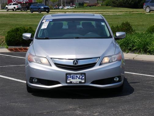 2014 Acura ILX 2.0L w/Premium Package