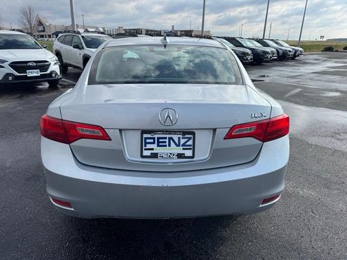 2014 Acura ILX 2.0L w/Premium Package