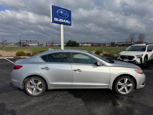 2014 Acura ILX 2.0L w/Premium Package