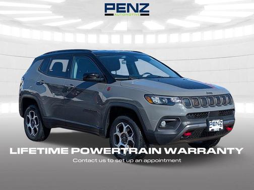 Gray 2022 Jeep Compass Trailhawk