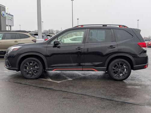 2023 Subaru Forester Sport