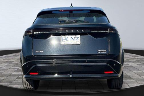 Black (P) 2024 Nissan ARIYA ENGAGE