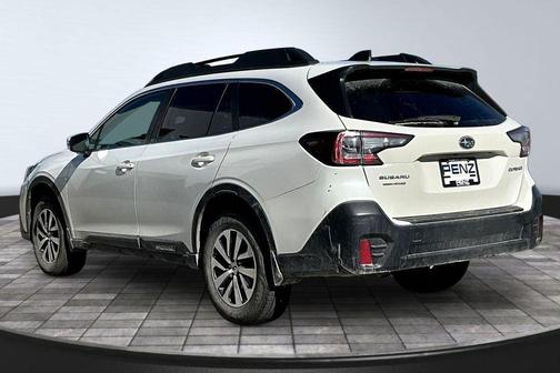 Crystal White Pearl 2020 Subaru Outback Premium