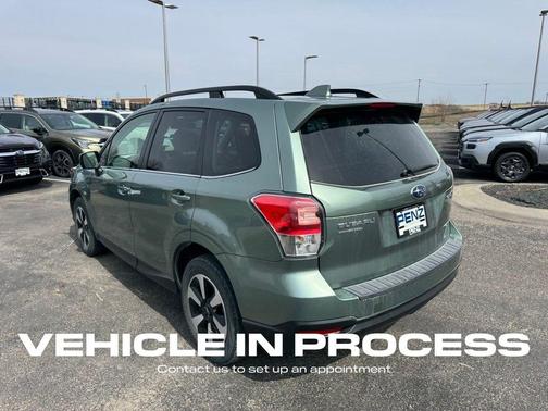 Jasmine Green Metallic 2018 Subaru Forester 2.5i Limited