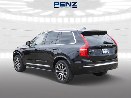 2025 Volvo XC90 B6 Plus 7-Seater