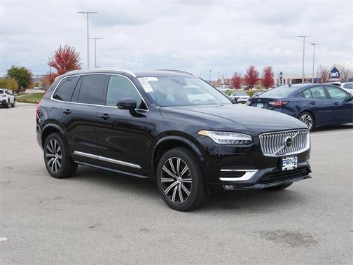 2025 Volvo XC90 B6 Plus 7-Seater