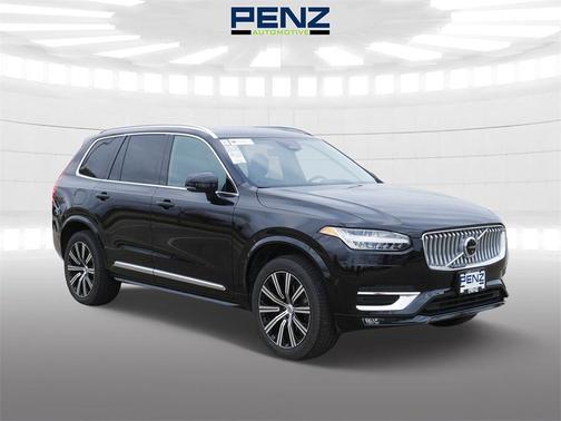 2025 Volvo XC90 B6 Plus 7-Seater