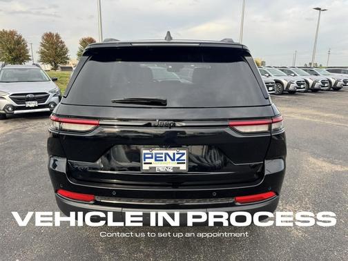 2024 Jeep Grand Cherokee Laredo