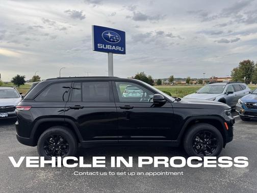 2024 Jeep Grand Cherokee Laredo