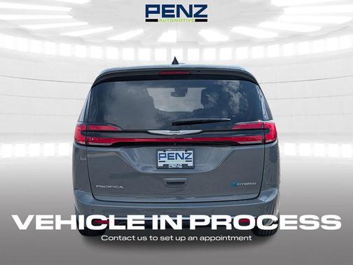 Gray 2023 Chrysler Pacifica Hybrid Touring L