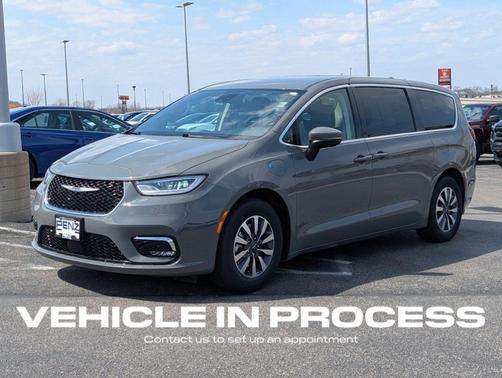 Gray 2023 Chrysler Pacifica Hybrid Touring L