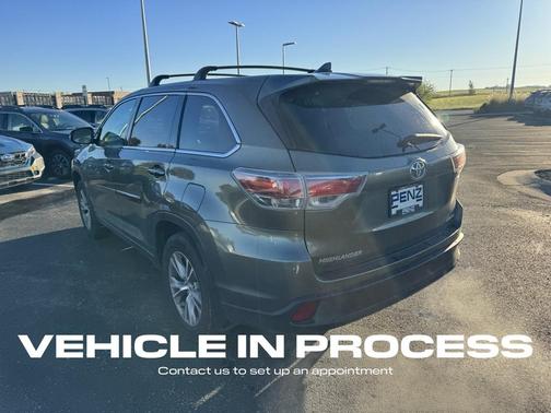 2015 Toyota Highlander LE