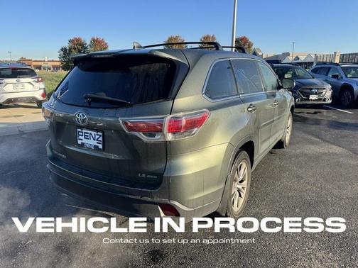 2015 Toyota Highlander LE