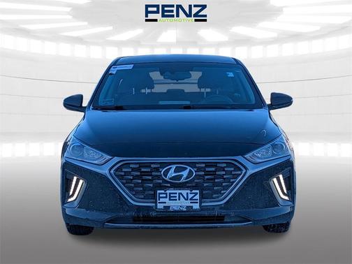 2020 Hyundai IONIQ Hybrid SE