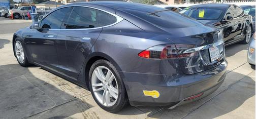 2015 Tesla Model S 85D