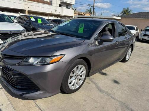 2018 Toyota Camry LE