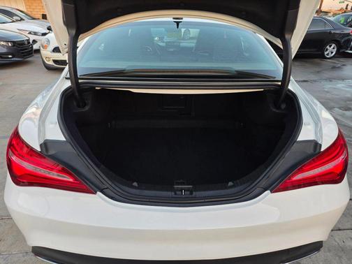 2018 Mercedes-Benz CLA 250 Base