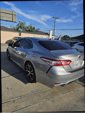 2020 Toyota Camry SE