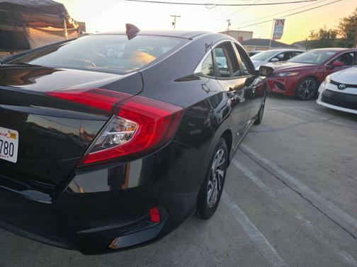 2018 Honda Civic EX