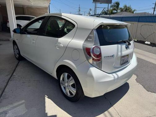 2014 Toyota Prius c Two