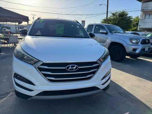 2017 Hyundai TUCSON Night