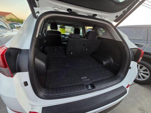 2017 Hyundai TUCSON Night