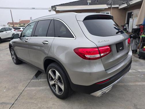 2019 Mercedes-Benz GLC 300 Base
