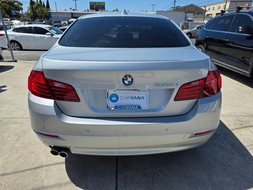 2015 BMW 528 528i Sedan 4D