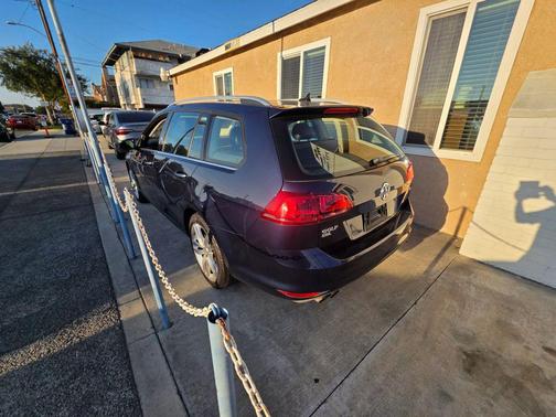 2016 Volkswagen Golf SportWagen TSI SEL 4-Door