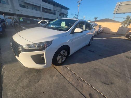 Ceramic White 2017 Hyundai IONIQ Hybrid Blue