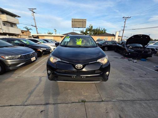 2017 Toyota RAV4 XLE