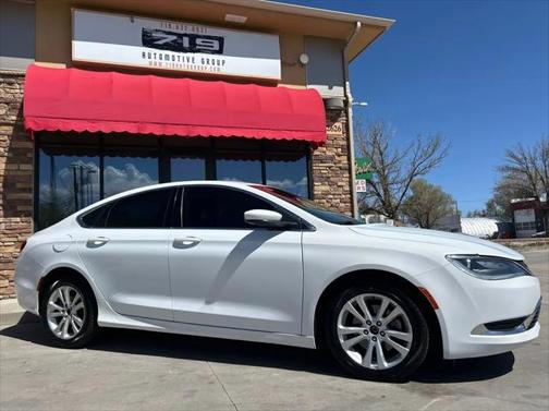 2016 Chrysler 200 Limited