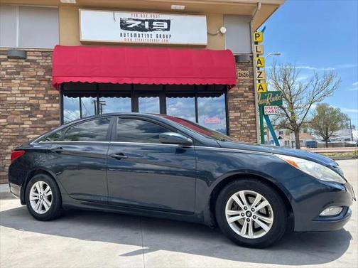 2013 Hyundai SONATA GLS