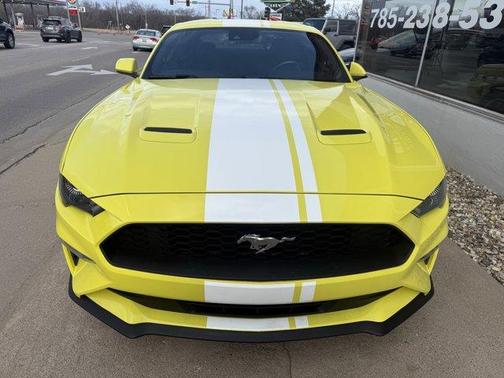 2021 Ford Mustang EcoBoost