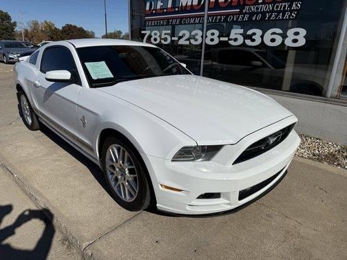2014 Ford Mustang V6 Premium