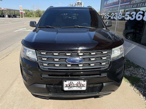 2016 Ford Explorer Base