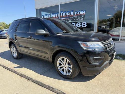 2016 Ford Explorer Base