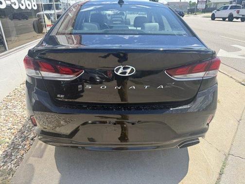 Phantom Black 2018 Hyundai SONATA SE