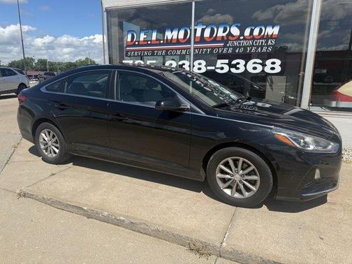 Phantom Black 2018 Hyundai SONATA SE