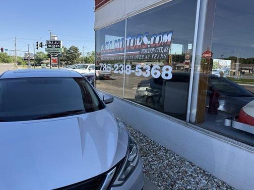 Brilliant Silver Metallic 2019 Nissan Sentra SV