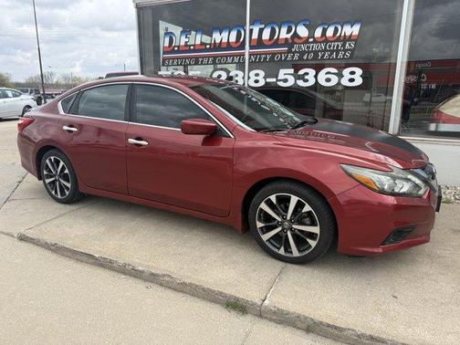 2016 Nissan Altima 2.5 SR