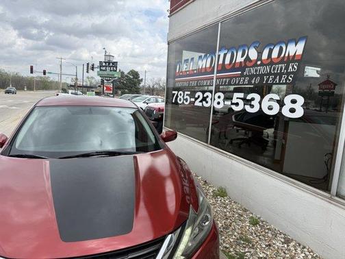 2016 Nissan Altima 2.5 SR