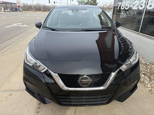 2021 Nissan Versa 1.6 SV