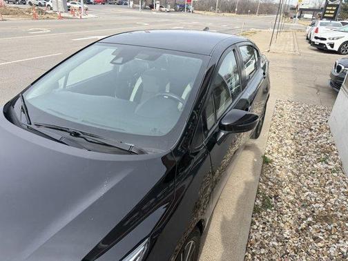 2021 Nissan Versa 1.6 SV