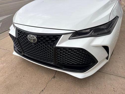2019 Toyota Avalon XLE Touring