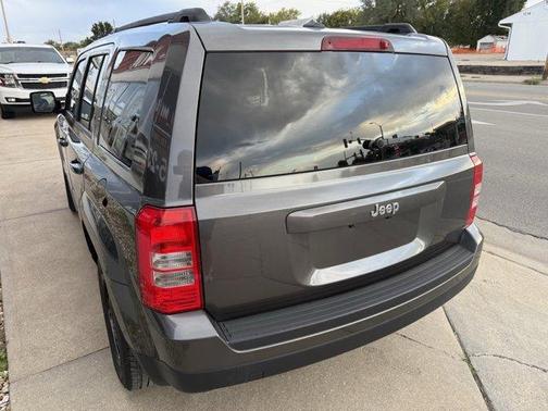 2016 Jeep Patriot Sport