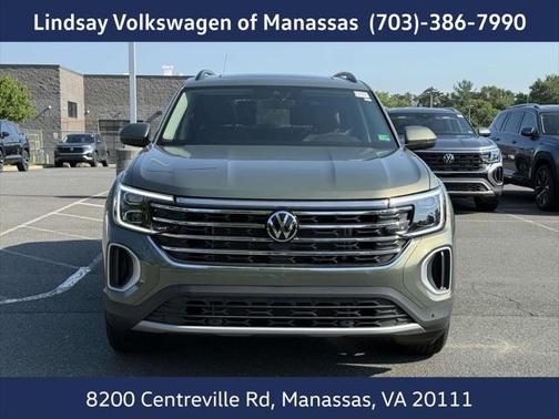 2025 Volkswagen Atlas 2.0T SE w/Technology 4MOTION