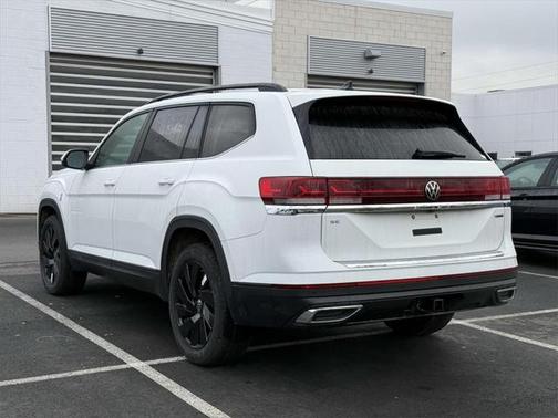 2025 Volkswagen Atlas 2.0T SE w/Technology 4MOTION