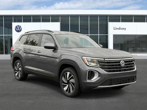 2025 Volkswagen Atlas 2.0T SE w/Technology 4MOTION